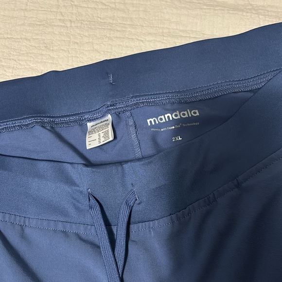 Mandala scrub pants - Picture 2 of 4